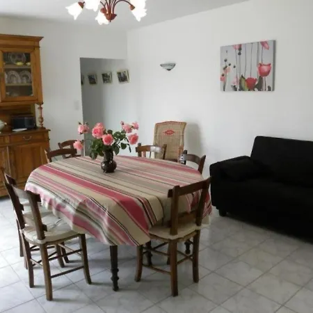 Cazaubon, 3 Pieces, 4 Personnes - Fr-1-483-60 בית נופש Cazaubon
